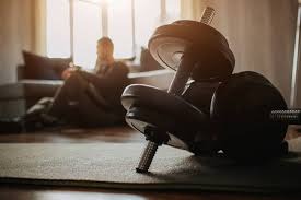 自由式滑雪——国际雪联世界杯（利维尼奥站）：黎睿霖无缘女子雪上技巧决赛